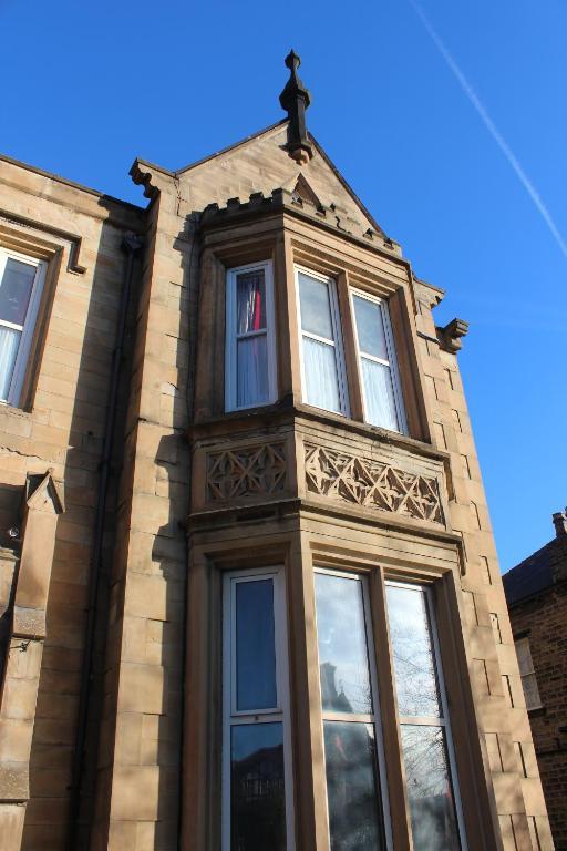 Edgerton Hotel Huddersfield Extérieur photo