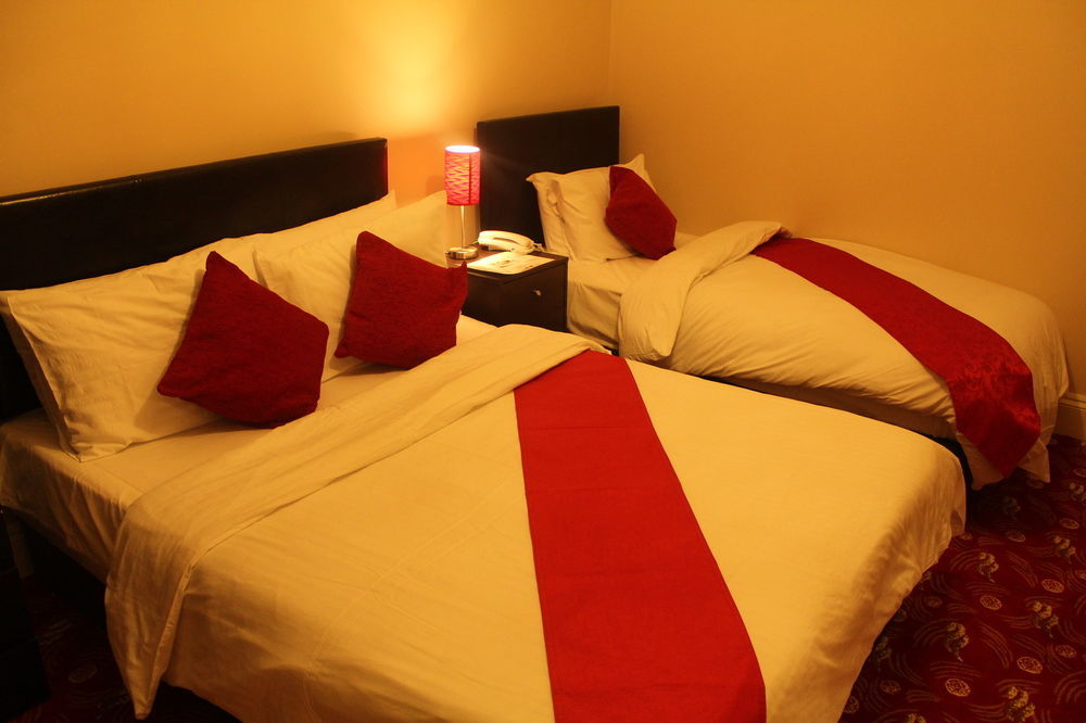 Edgerton Hotel Huddersfield Extérieur photo