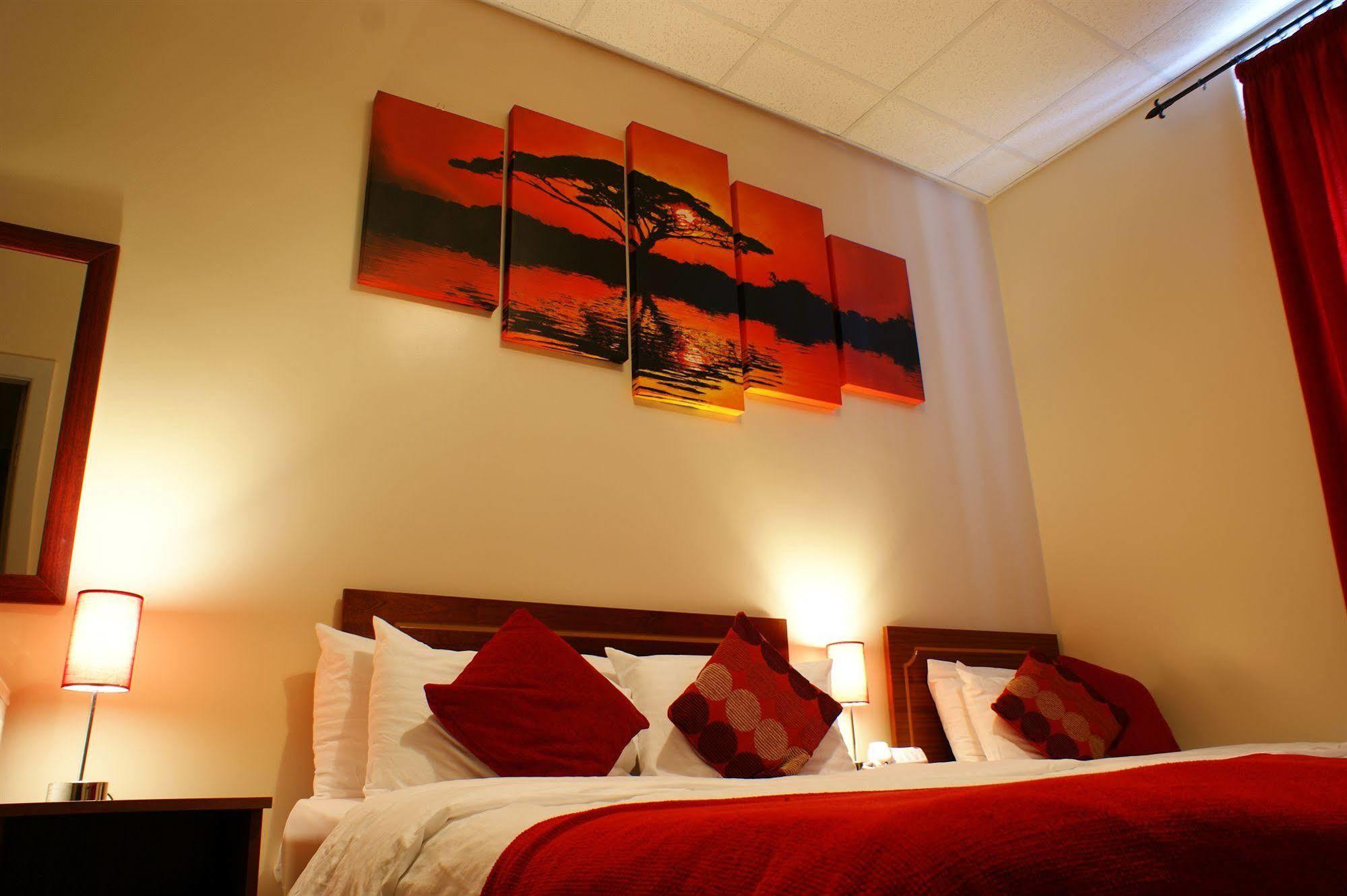 Edgerton Hotel Huddersfield Extérieur photo