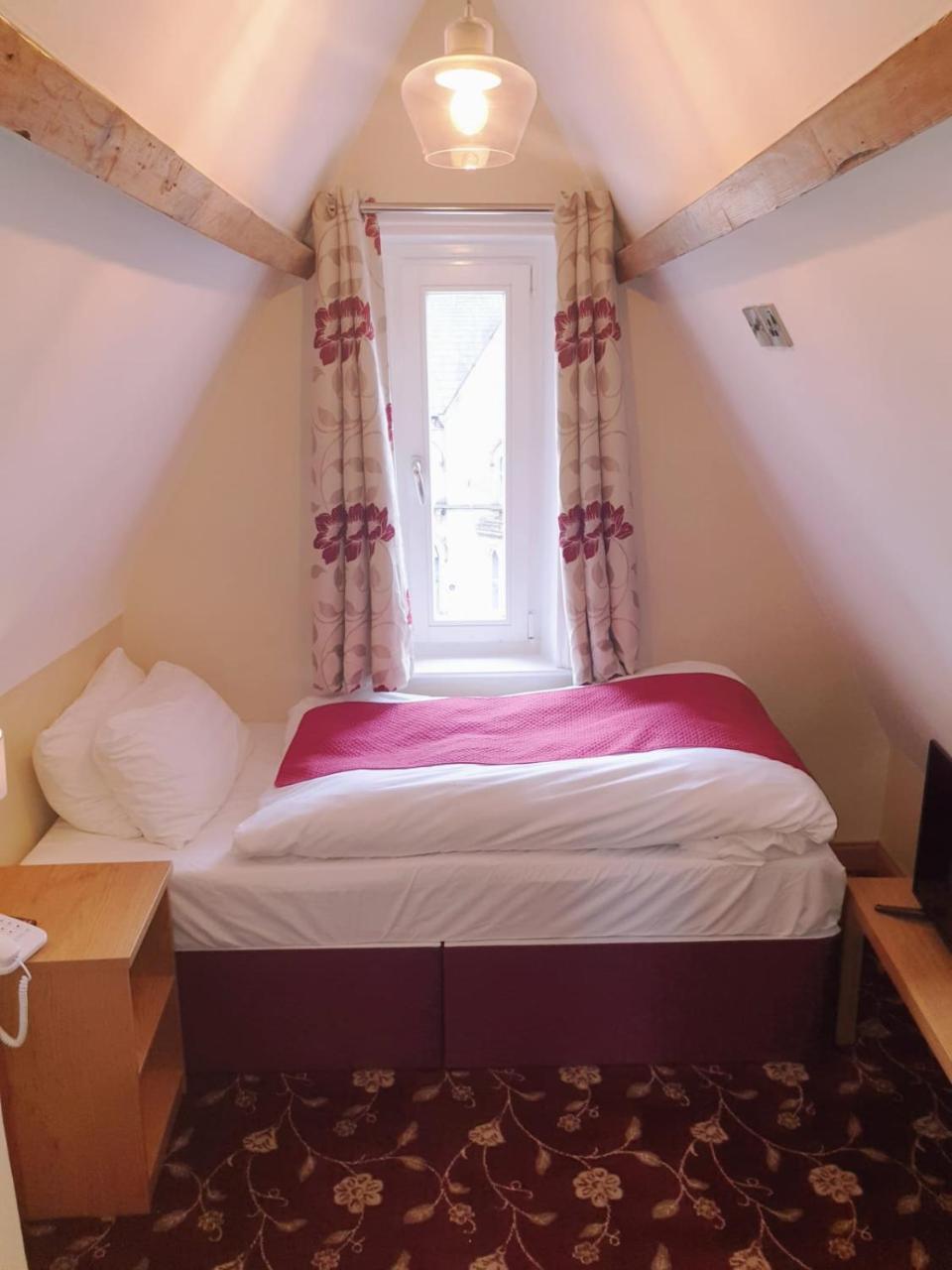 Edgerton Hotel Huddersfield Extérieur photo